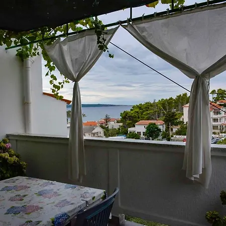 Apartment In Banjol/insel Rab 26609 *